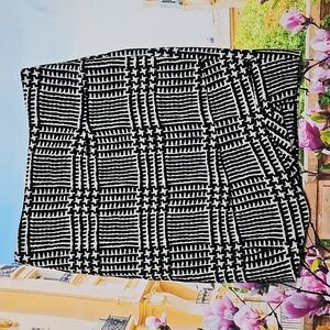 PAUW Amsterdam Black‎ & White Skirt Size 4
